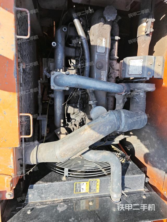 發(fā)動(dòng)機(jī)室(上車部件) 發(fā)動(dòng)機(jī)室(上車部件)