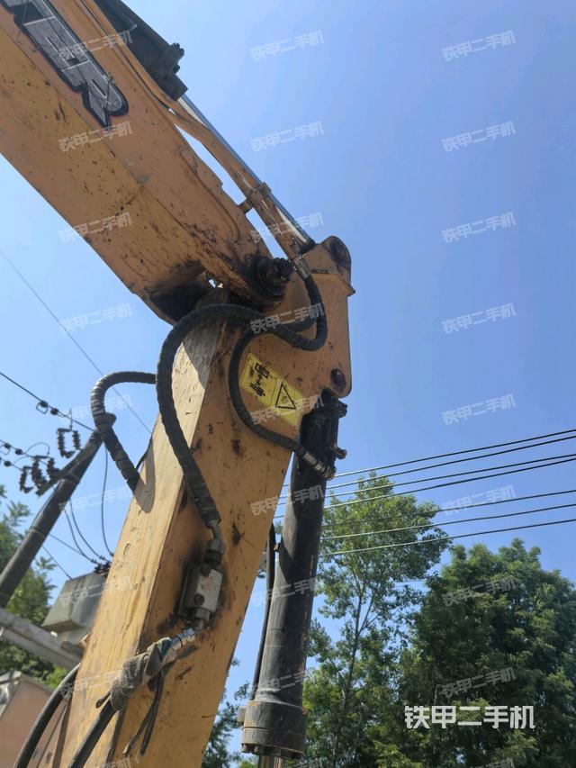 小臂整体左后（工作和回转装置）