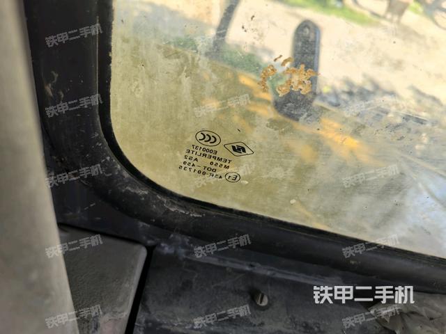 后窗玻璃角標(biāo)(駕駛室部分) 后窗玻璃角標(biāo)(駕駛室部分)