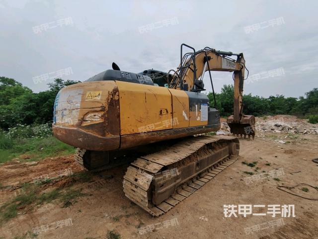 右后45(整機外觀) 右后45(整機外觀)