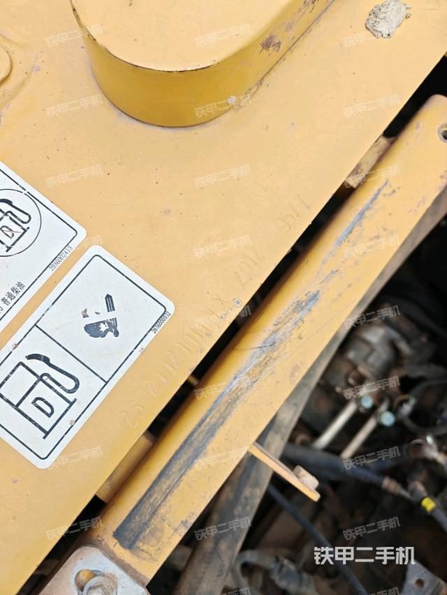 小臂整体右前（工作和回转装置）