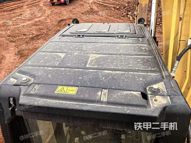 駕駛室頂部俯視(上車部件) 駕駛室頂部俯視(上車部件)