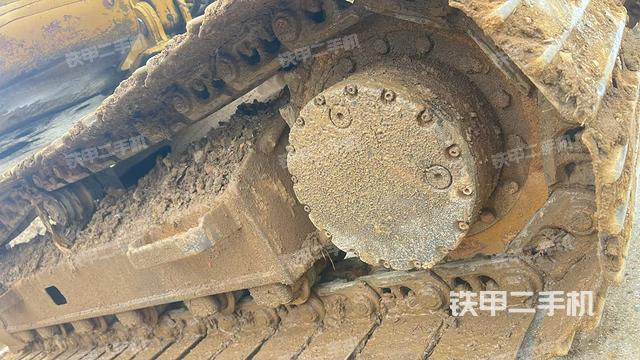 单侧履带整体（整机外观）