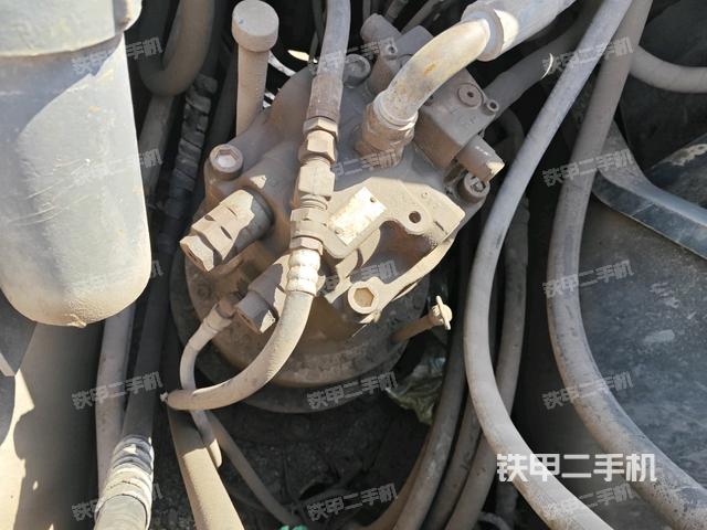 回轉(zhuǎn)馬達（上車部件）