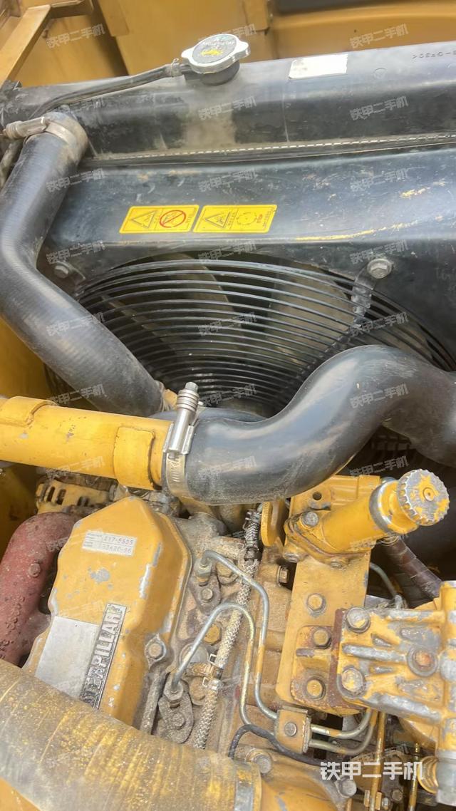 发动机整体俯视（整机外观）