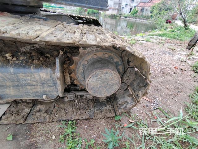 右驅(qū)動(dòng)輪（行走機(jī)構(gòu)）