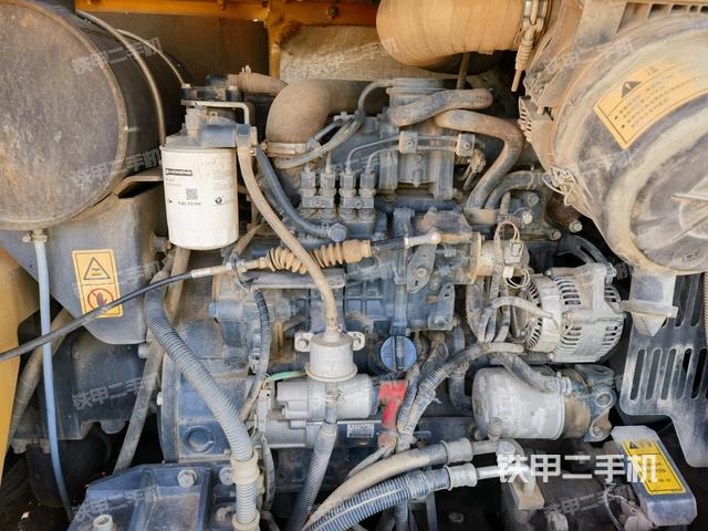 發(fā)動(dòng)機(jī)整體俯視（整機(jī)外觀）