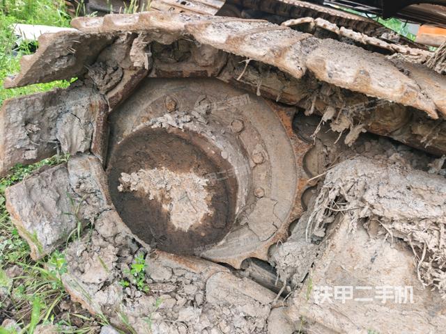 左導(dǎo)向輪（行走機(jī)構(gòu)）