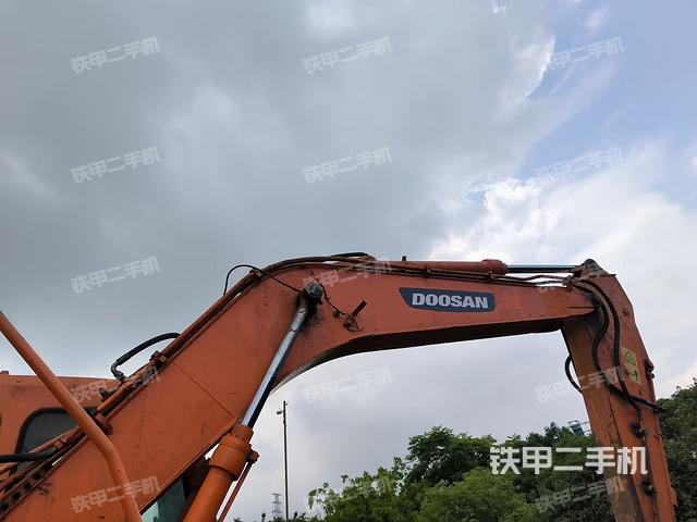 大臂整體?右側(cè)（工作和回轉(zhuǎn)裝置）