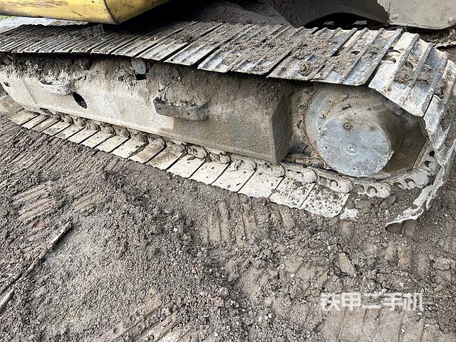 單側(cè)履帶整體（整機(jī)外觀）