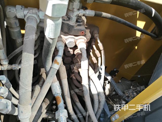 分配阀(上车部件) 分配阀(上车部件)