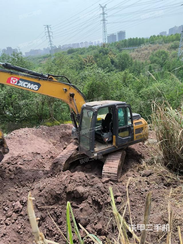 徐工XE135D挖掘機(jī)