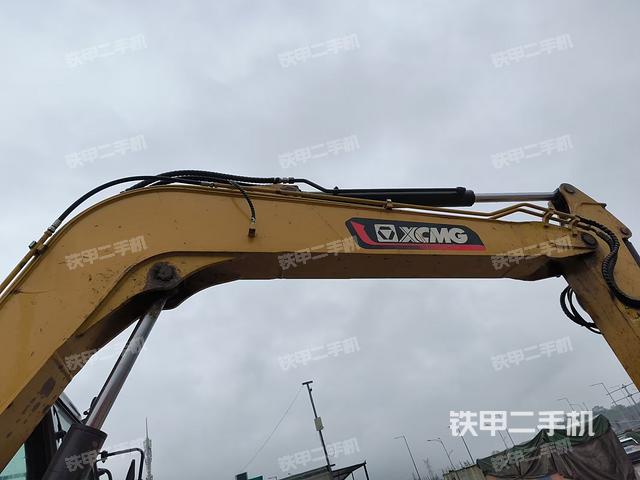 大臂整體?右側(cè)(工作和回轉(zhuǎn)裝置) 大臂整體?右側(cè)(工作和回轉(zhuǎn)裝置)