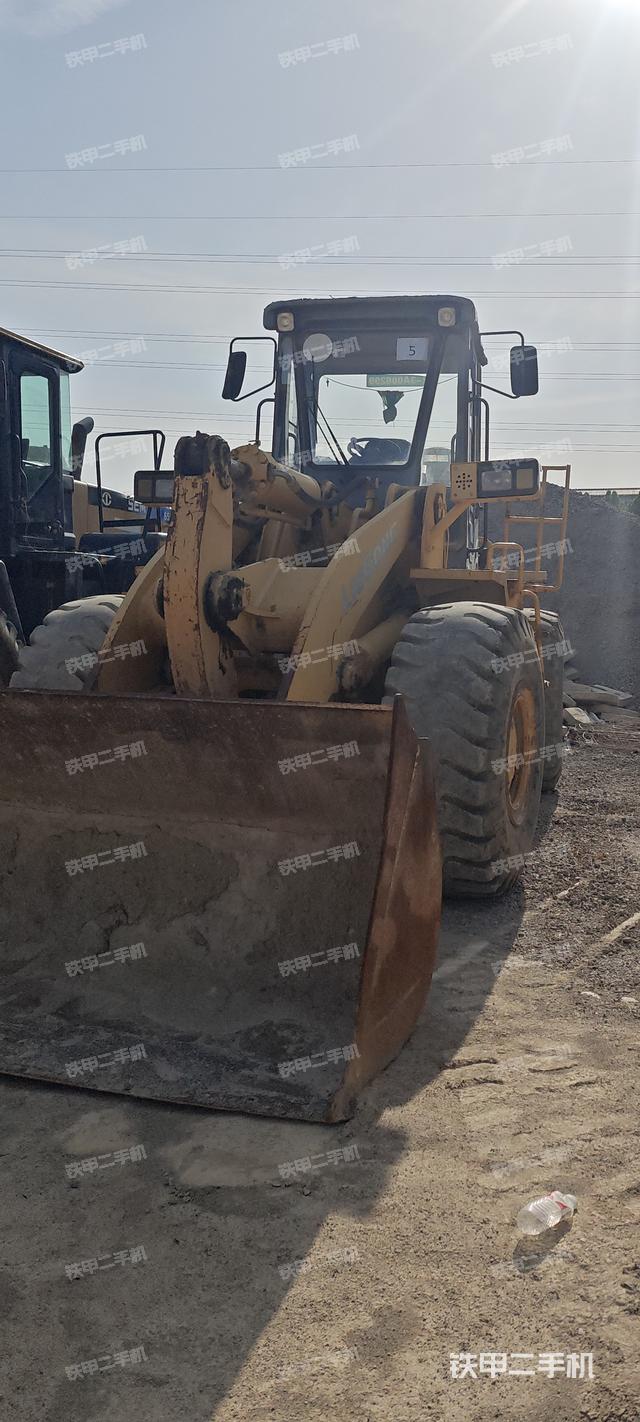 工作装置整体（整机外观及大件）