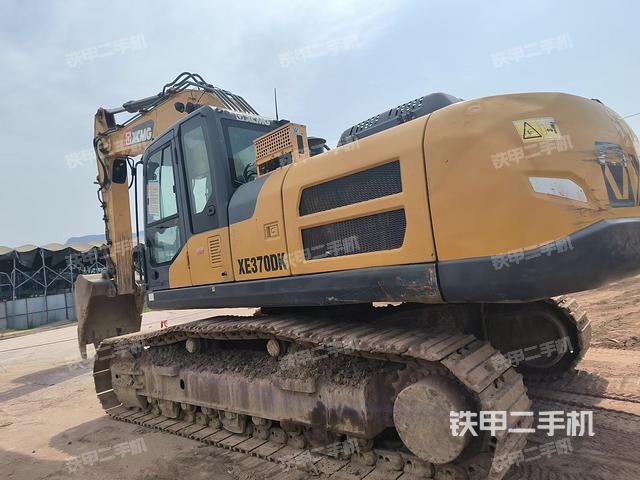 徐工XE305D挖掘机的设备实拍-第3张实拍照片