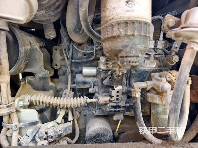 发动机室（上车部件）