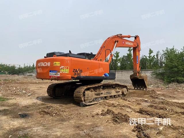 整機右后45°(整機外觀) 整機右后45°(整機外觀)