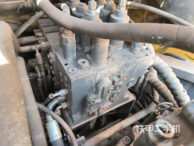 分配阀(上车部件) 分配阀(上车部件)