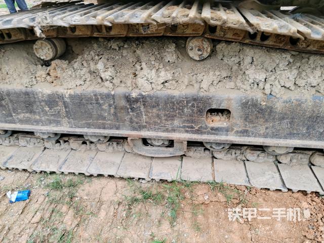 右側履帶整體(行走機構) 右側履帶整體(行走機構)