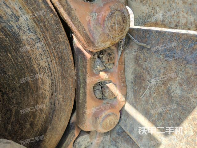 左側履帶整體?(行走機構) 左側履帶整體?(行走機構)