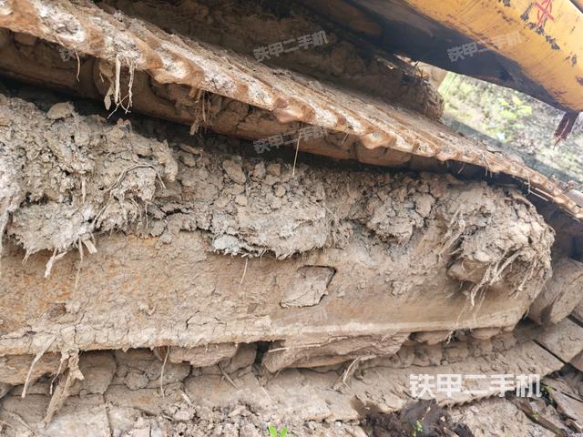 右側(cè)履帶整體?（行走機(jī)構(gòu)）