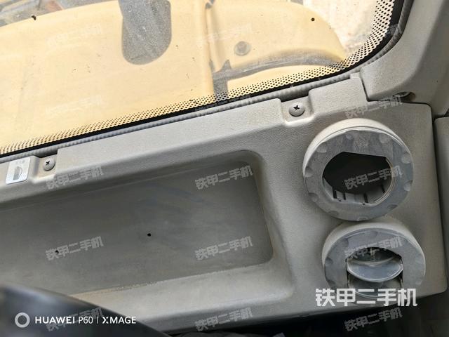 座椅后部(駕駛室部分) 座椅后部(駕駛室部分)