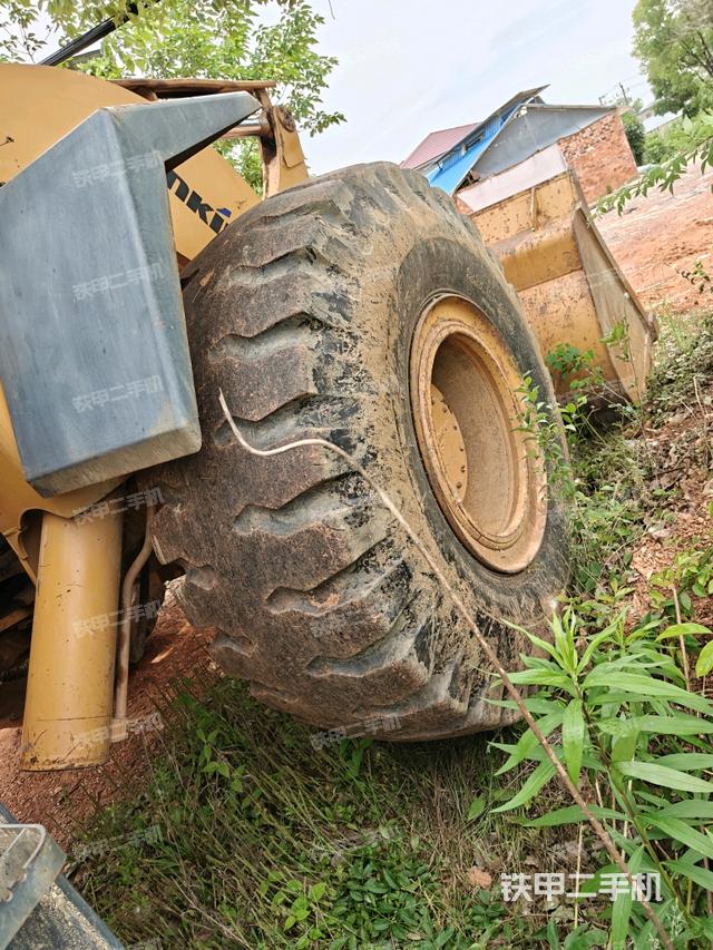 左前輪（行走機(jī)構(gòu)）