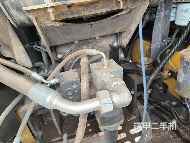液壓泵室(大件艙室) 液壓泵室(大件艙室)