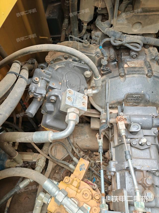 液压泵室（大件舱室）