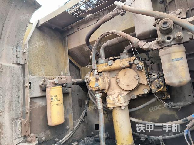 液壓泵室(大件艙室) 液壓泵室(大件艙室)