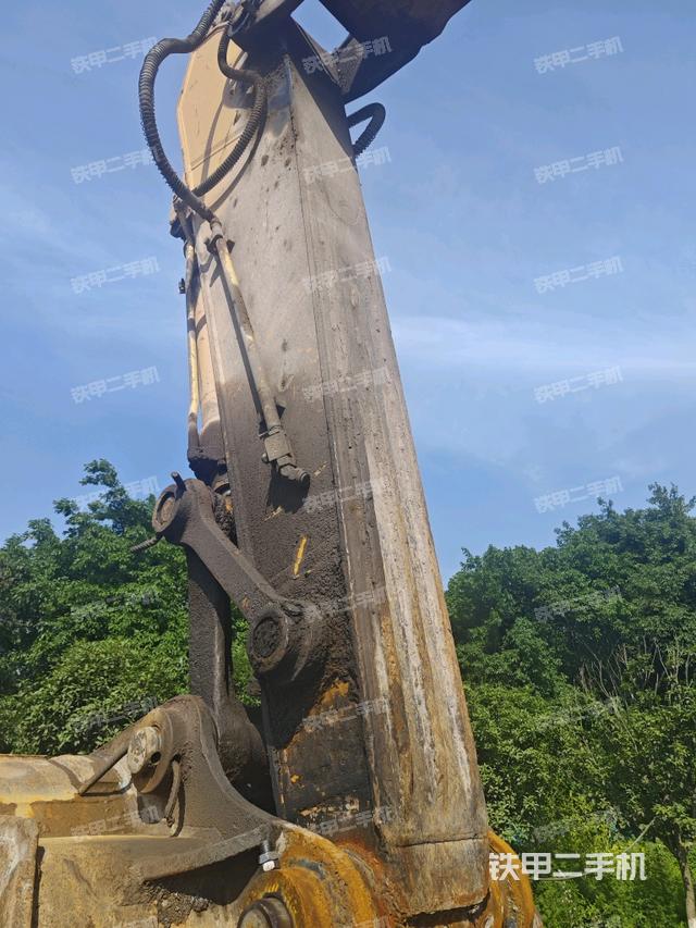 小臂整體左后（工作和回轉(zhuǎn)裝置）