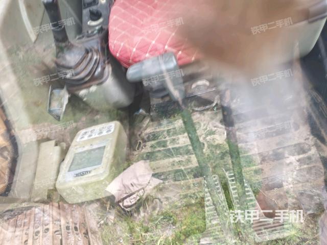 座椅左側(cè)控制臺(tái)/音響/含左手柄（駕駛室部分）