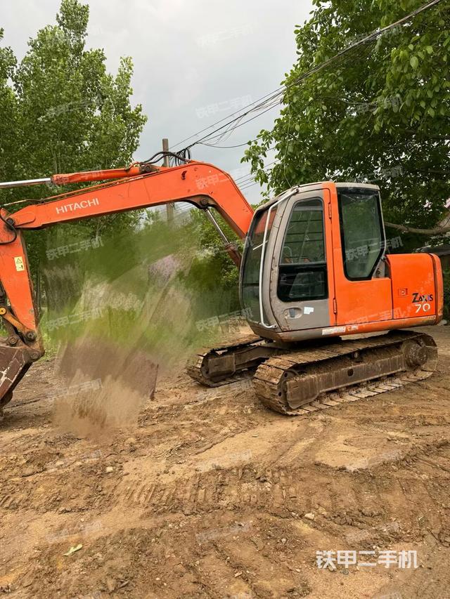 日立ZX70挖掘機