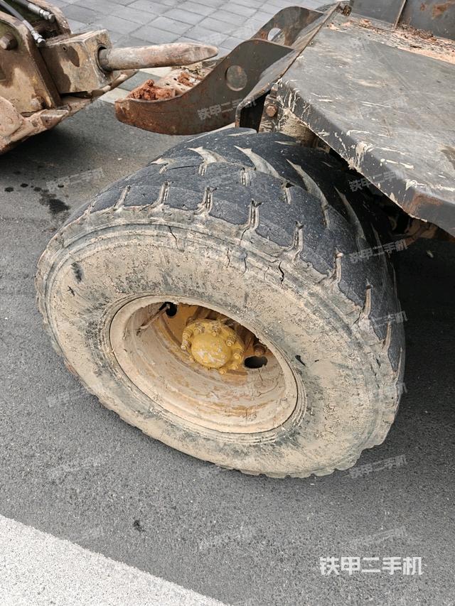 左侧行走马达盖板（行走机构）