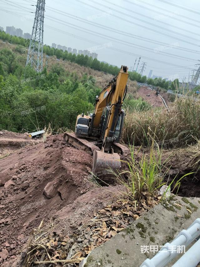 右前45(整機(jī)外觀) 右前45(整機(jī)外觀)