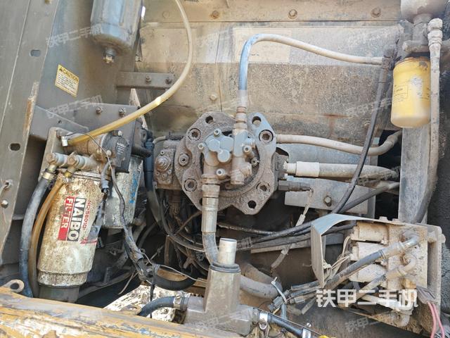 液壓泵斜45?左（大件艙室）