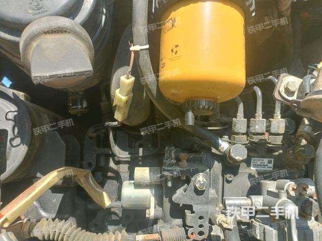 發(fā)動機(jī)整體俯視（整機(jī)外觀）