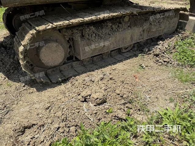 左侧履带整体 (行走机构) 左侧履带整体 (行走机构)