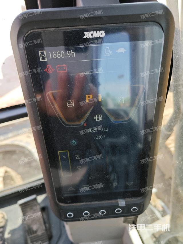 小时表(驾驶室部分) 小时表(驾驶室部分)