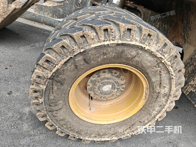 右側(cè)履帶整體（行走機(jī)構(gòu)）