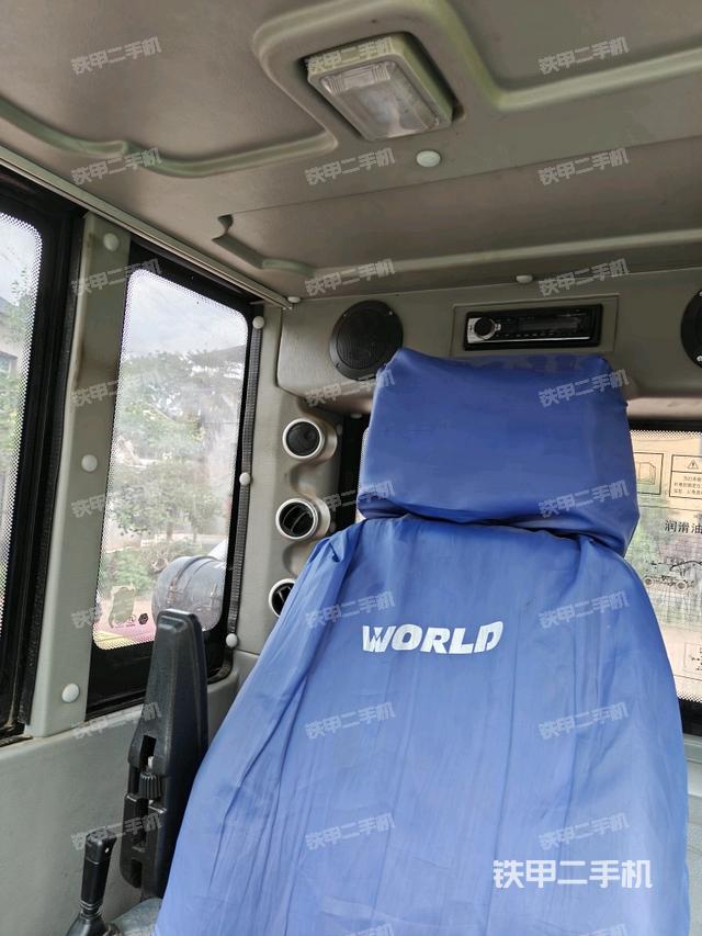 座椅左側(cè)控制臺(tái)/音響/含左手柄（駕駛室部分）