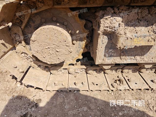 左驱动轮(行走机构) 左驱动轮(行走机构)