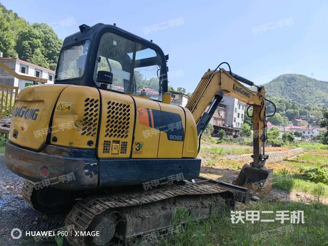 右后45(整機外觀) 右后45(整機外觀)