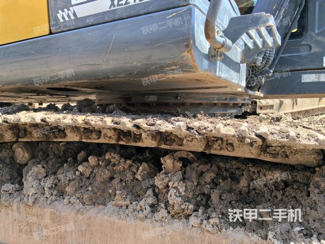 右側(cè)行走馬達蓋板(行走機構(gòu)) 右側(cè)行走馬達蓋板(行走機構(gòu))