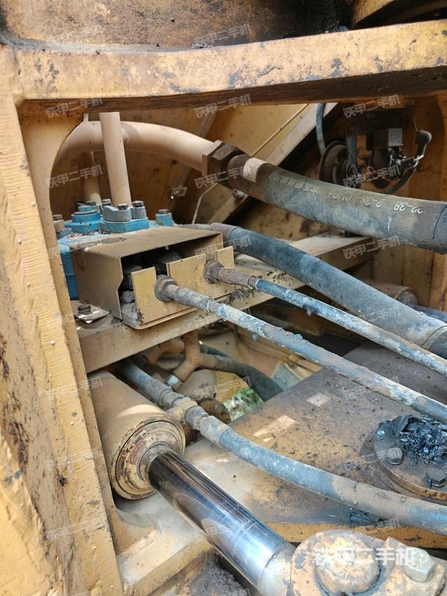 散熱器正面（動(dòng)力系統(tǒng)）