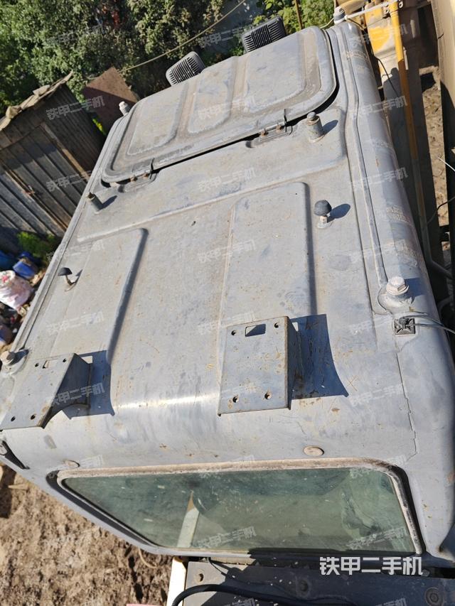 駕駛室頂部俯視（上車部件）