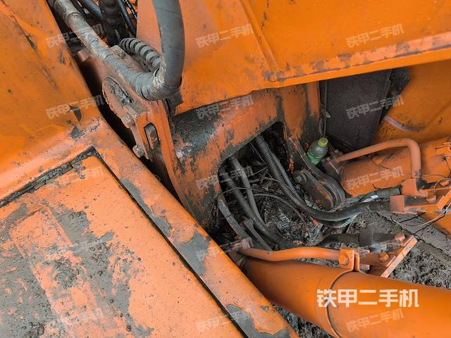 大臂根部?斜視（工作和回轉(zhuǎn)裝置）