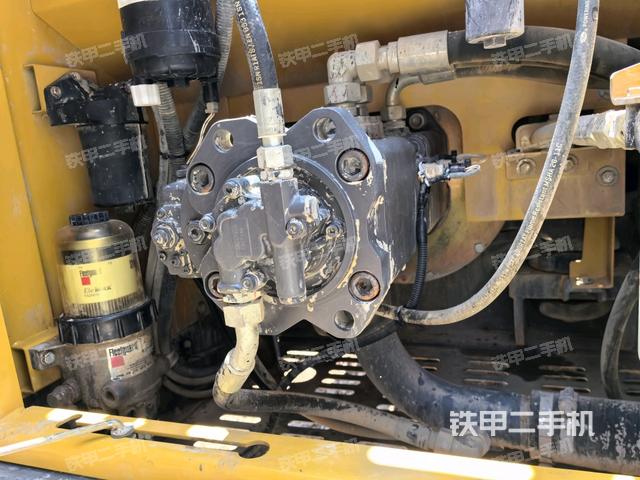液壓泵斜45?左(大件艙室) 液壓泵斜45?左(大件艙室)