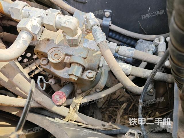 回转马达(上车部件) 回转马达(上车部件)