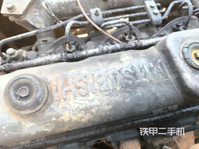 駕駛室頂部俯視(上車部件) 駕駛室頂部俯視(上車部件)